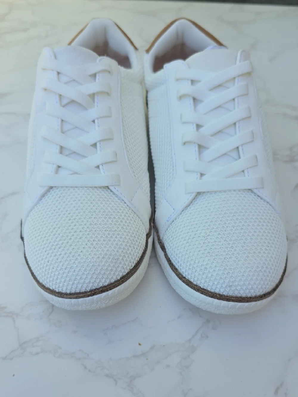 Dr. Scholl's Size 9 White Seaside Women's Sneakers Shoes